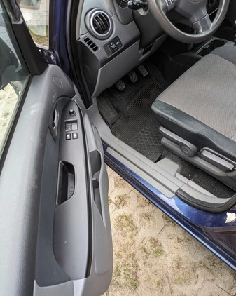 Suzuki SX4 cena 9000 przebieg: 243102, rok produkcji 2006 z Warszawa małe 172
